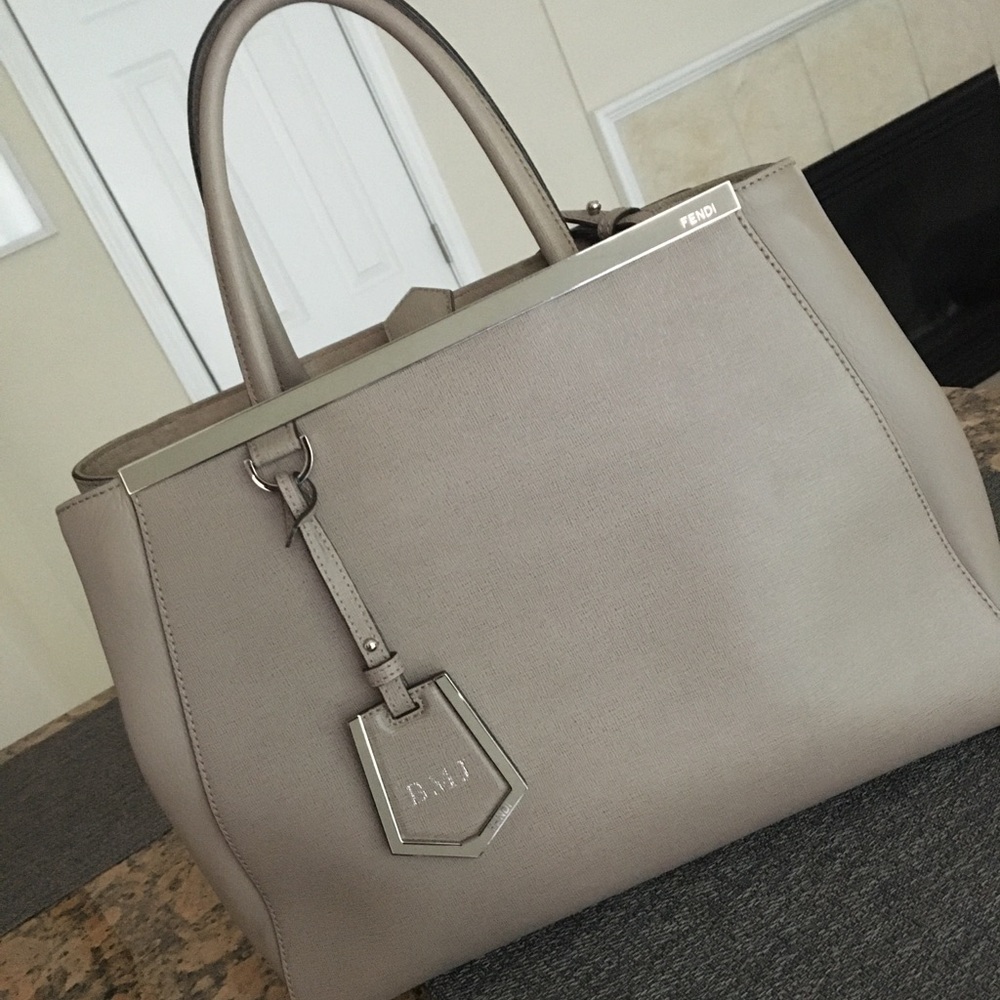 Fendi 2Jours Medium Shopper Tote, Dove Beige